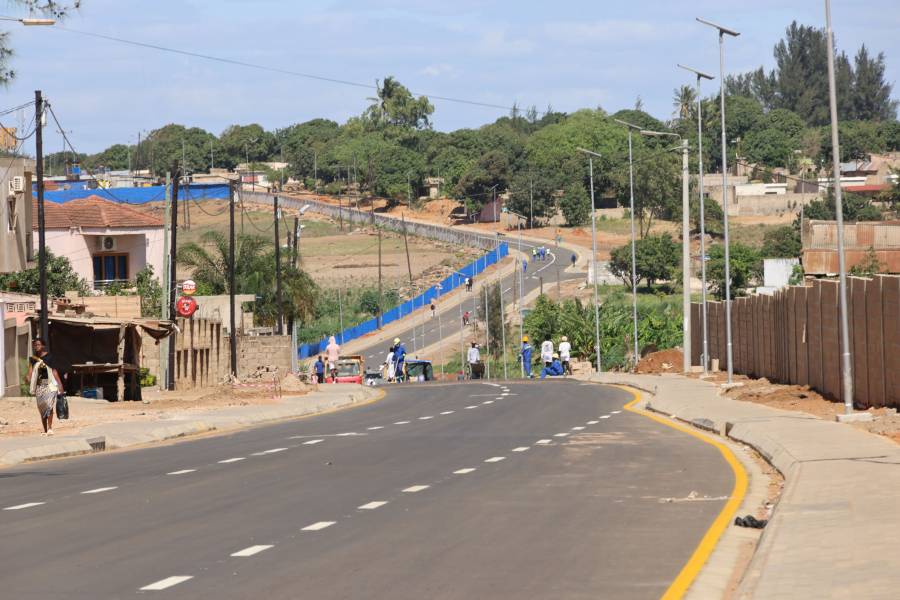 ESTRADA KHONGOLOTE – MOLUMBELA ANIMA RESIDENTES E USUÁRIOS